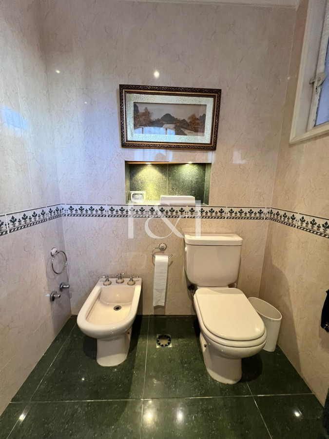 Casa ID.2520 - Venta Casa 7 dormitorios Pocitos Cochera 5 Baños