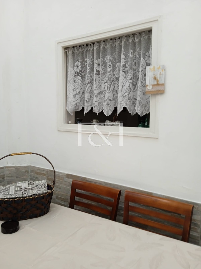 Casa ID.2264 - VENTA CASA 3 DORMITORIOS EN TRES CRUCES
