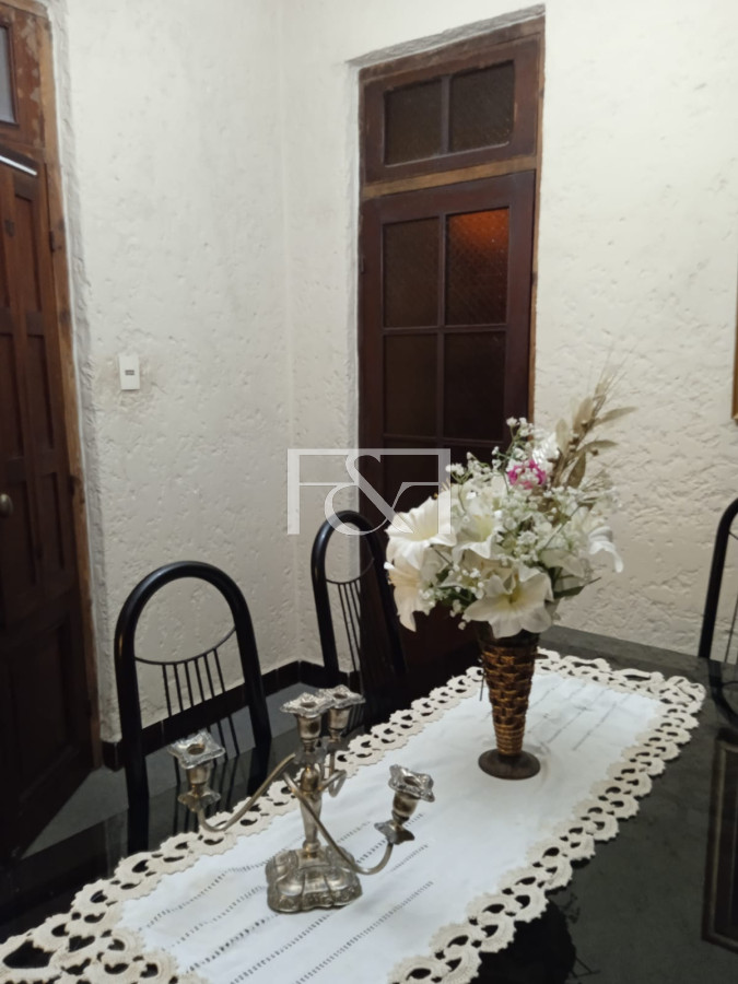 Casa ID.2210 - Casa de Altos 4 Dormitorios en Pocitos