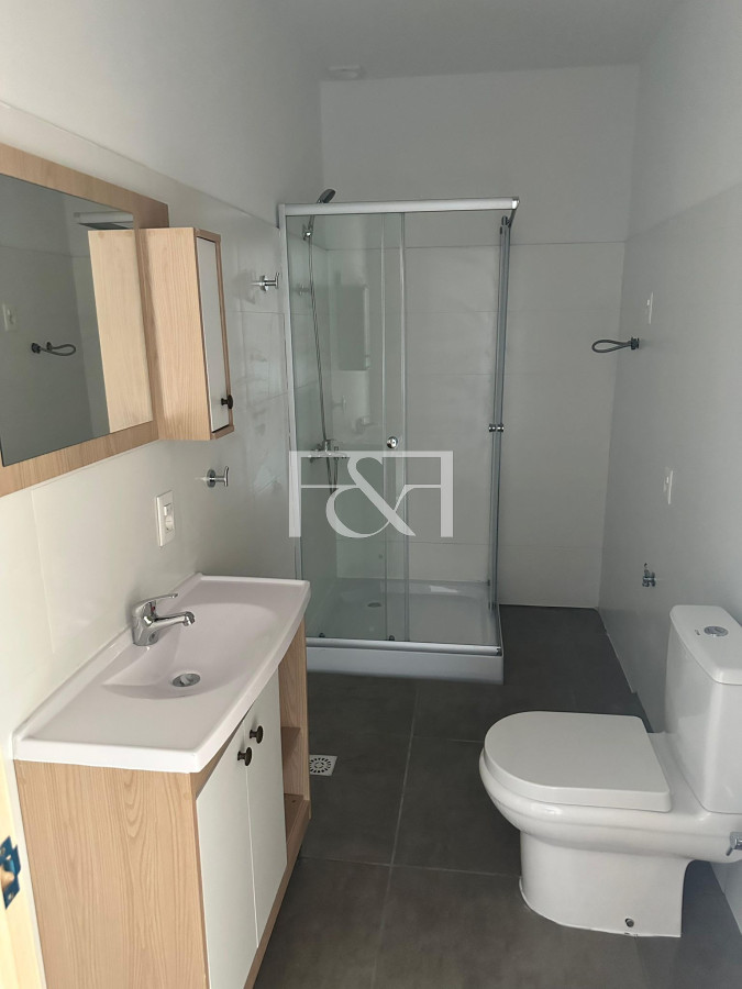 Casa ID.2880 - ALQUILER CASA DE UN DORM. CON PARRILLERO EN SOLYMAR SUR