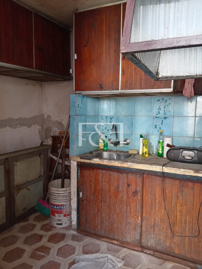 Casa ID.2639 - VENTA CASA DE UN DORMITORIO - PARRILLERO EN AGUADA