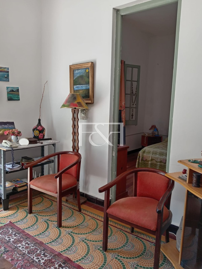 Casa ID.2642 - VENTA CASA DE DOS DORMITORIOS CON PATIO EN COLÓN