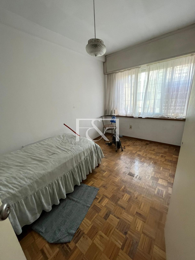 Casa ID.2462 - Venta Casa 7 Dormitorios en Pocitos