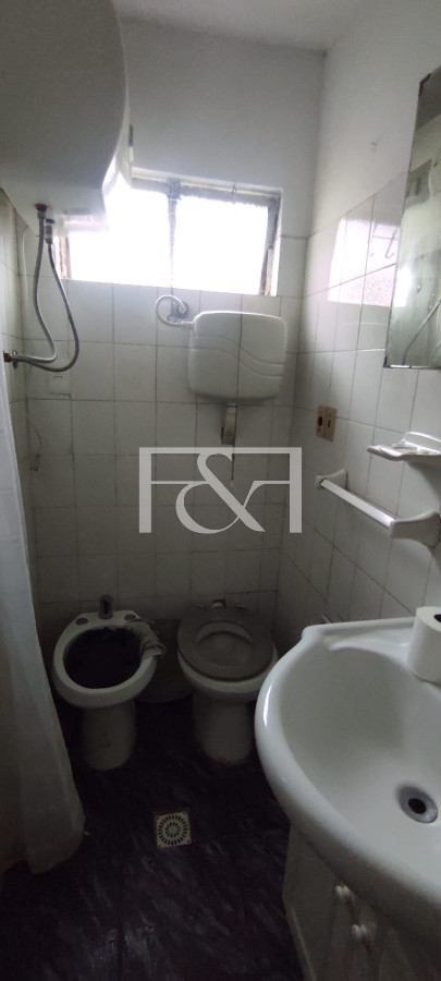 Casa ID.2434 - Casa en la Comercio en Venta Ideal Inversión 