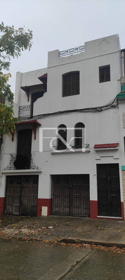 Casa ID.2434 - Casa en la Comercio en Venta Ideal Inversión 