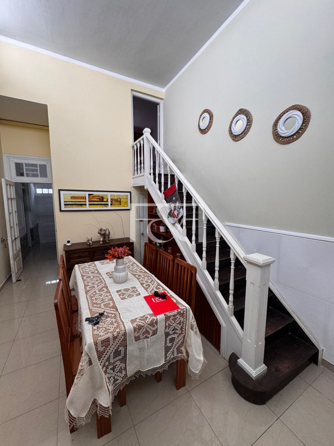 Casa ID.2712 - Vendo, Hermosa y Amplia Casa 4 dor, garaje. Capurro
