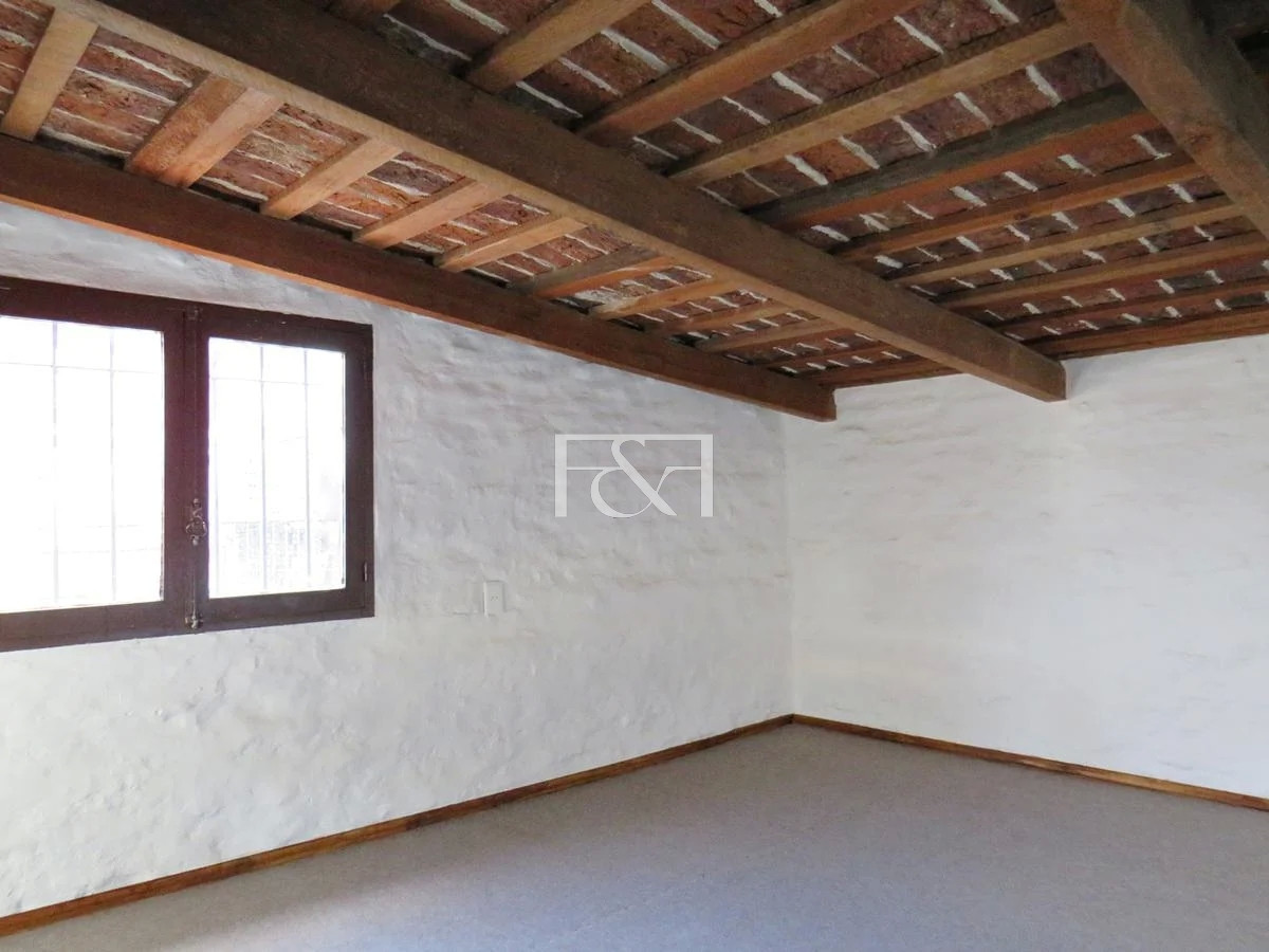 Casa ID.2321 - Se vende en Sayago Casa de 4 Dormitorios