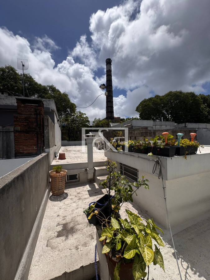Casa ID.2712 - Vendo, Hermosa y Amplia Casa 4 dor, garaje. Capurro