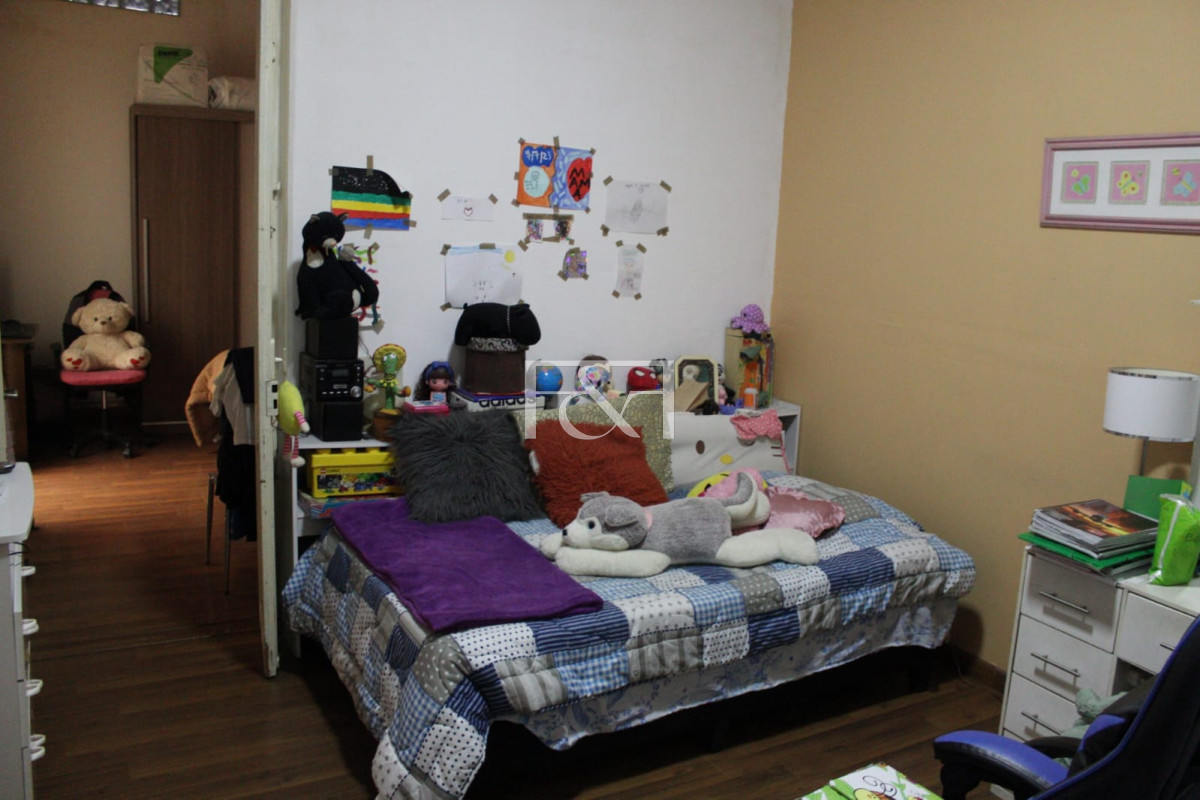 Casa ID.2352 - VENTA CASA 3 DORMITORIOS CON GARAGE Y BARBACOA EN AGUADA