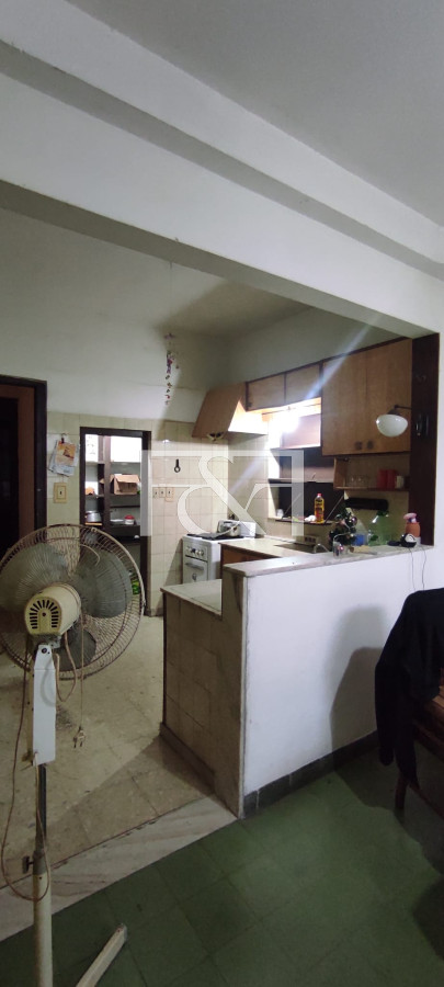 Casa ID.2434 - Casa en la Comercio en Venta Ideal Inversión 