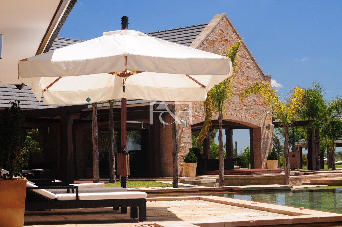 Casa ID.2743 - Venta Casa 5 dormitorios en Marina de Santa Lucía