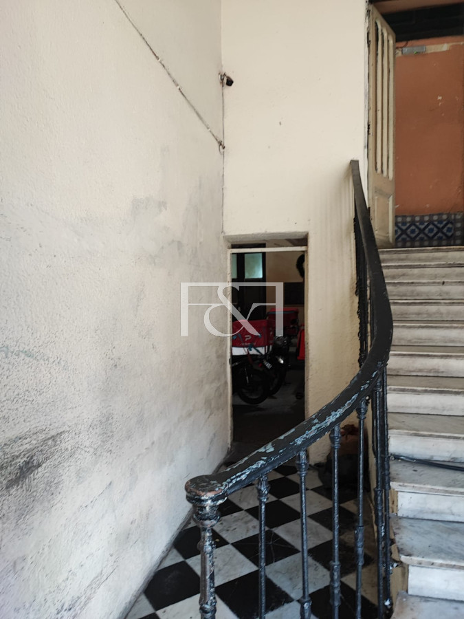 Casa ID.1336 - Venta Casa-Pensión 19 dormitorios. Ciudad Vieja. Oportunidad de Inversión