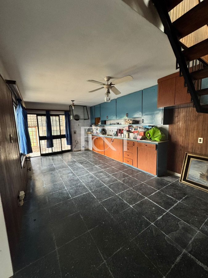 Casa ID.2848 - VENTA CASA 5 DORM. BARBACOA, JARDIN Y GARAGE EN BRAZO ORIENTAL