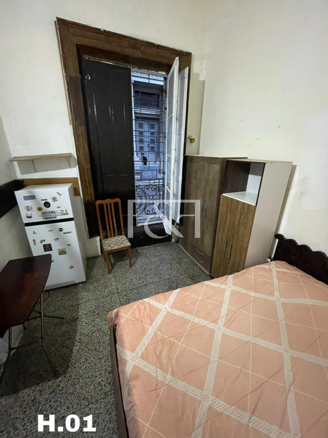 Casa ID.1336 - Venta Casa-Pensión 19 dormitorios. Ciudad Vieja. Oportunidad de Inversión