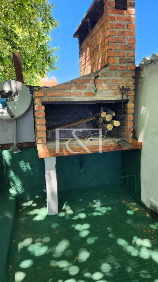 Casa ID.2470 - Venta Casa en Tres Cruces Tres Unidades