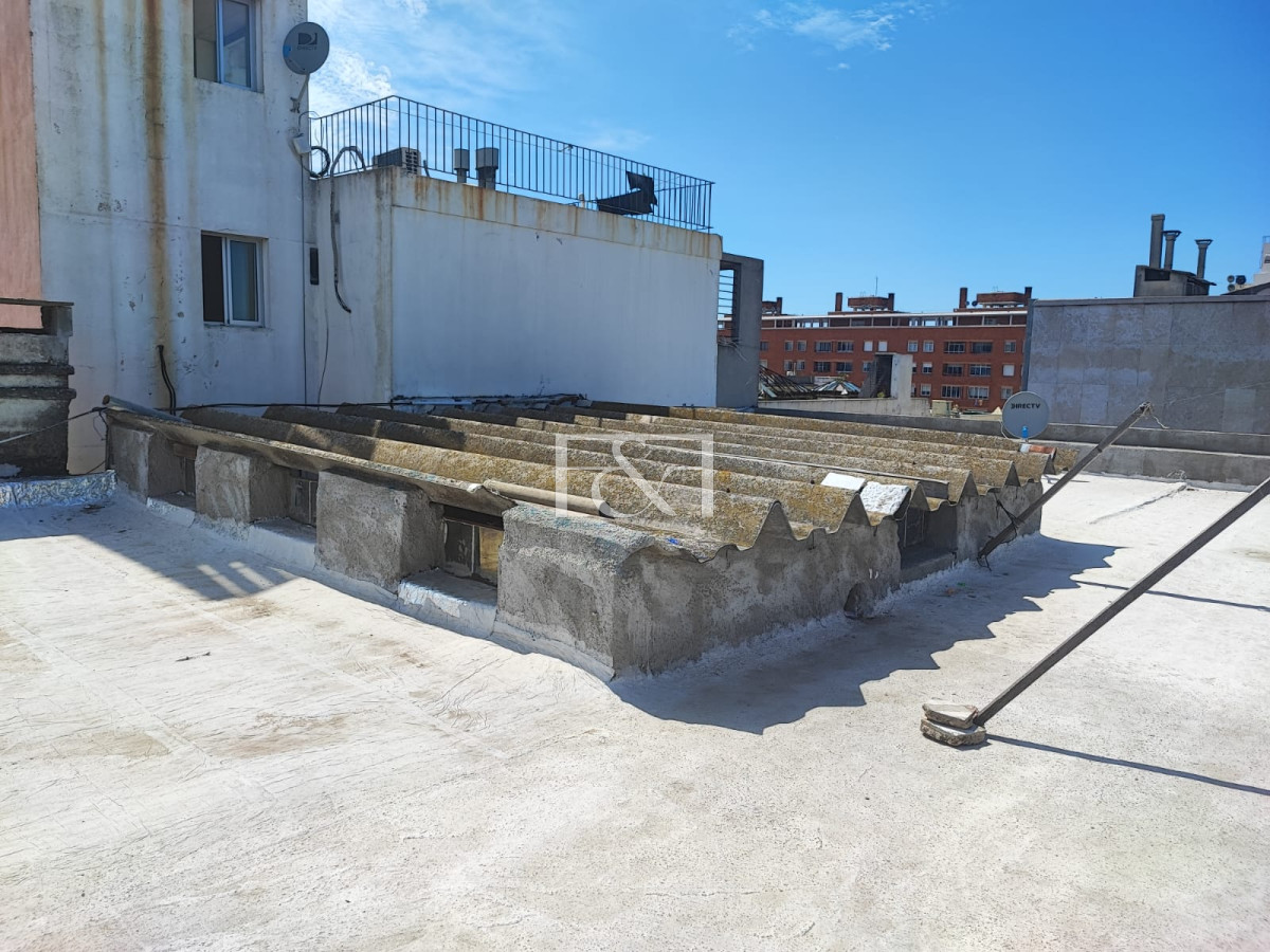 Casa ID.1336 - Venta Casa-Pensión 19 dormitorios. Ciudad Vieja. Oportunidad de Inversión