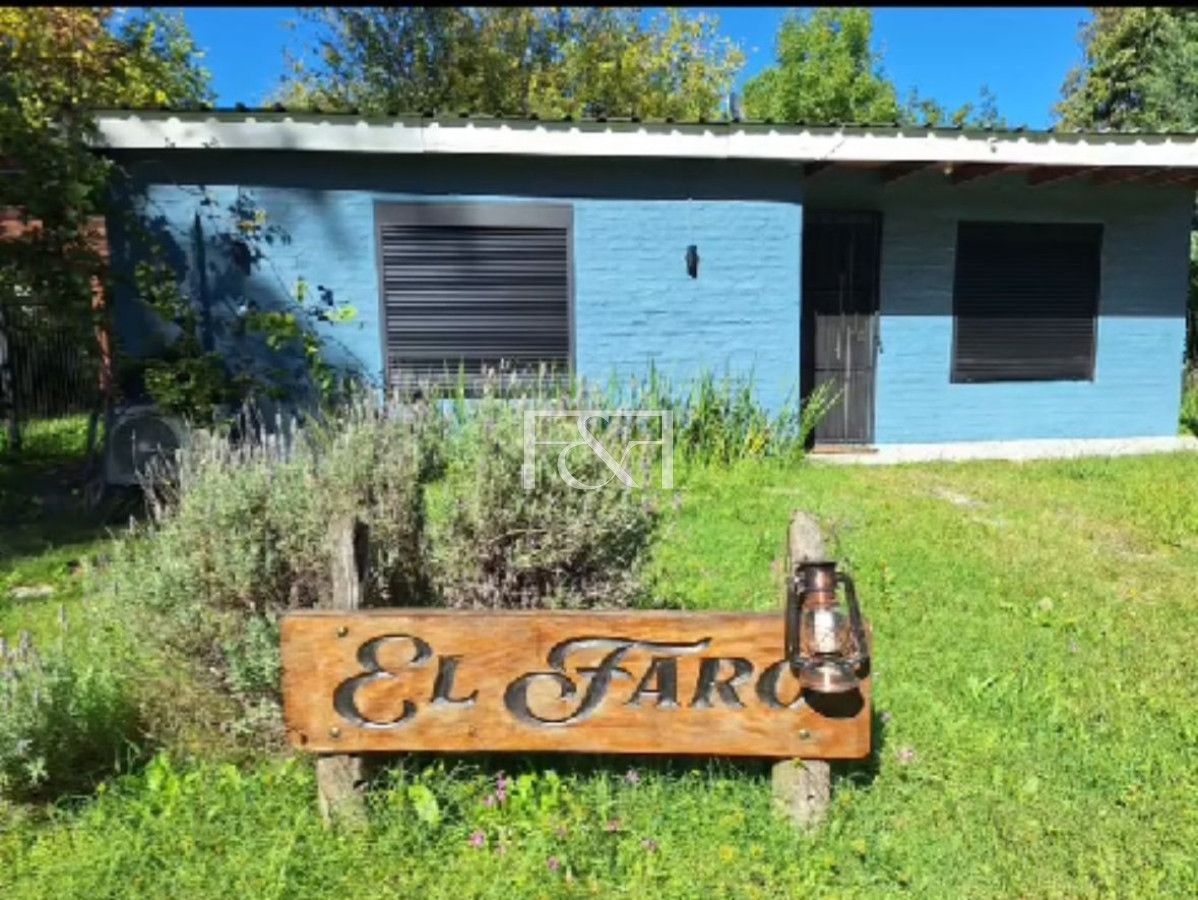 Casa ID.2822 - Venta hermosa casa 2 dormitorios, 2 Baños , terreno. Santa Ana  