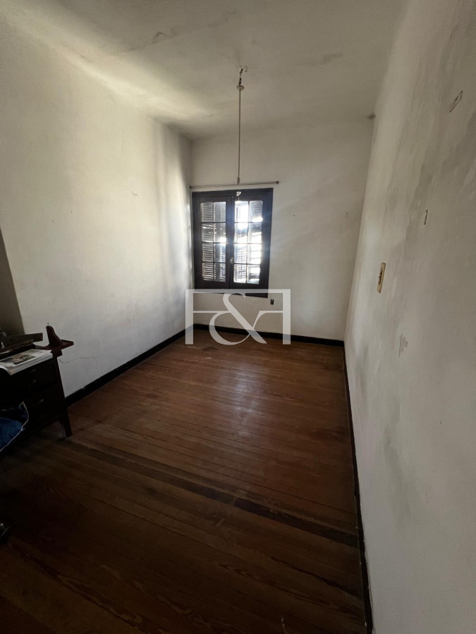 Casa ID.2434 - Casa en la Comercio en Venta Ideal Inversión 