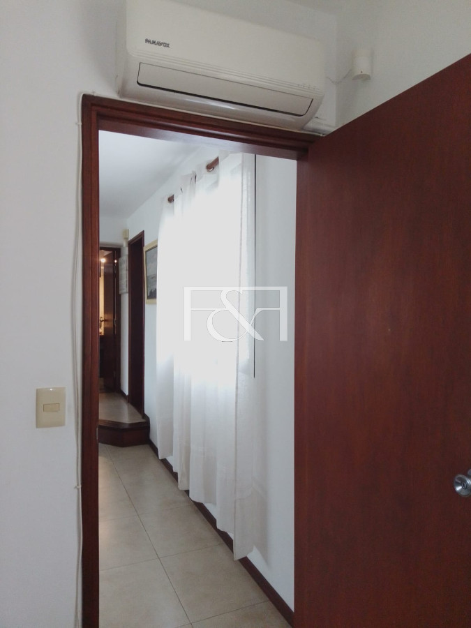 Casa ID.2876 - VENTA , DIVINA CASA , 4 DORMITORIOS , 4 BAÑOS , A MTRS DE LA PLAYA , EL PINAR 