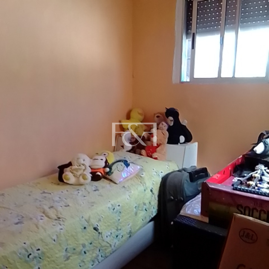 Casa ID.2352 - VENTA CASA 3 DORMITORIOS CON GARAGE Y BARBACOA EN AGUADA