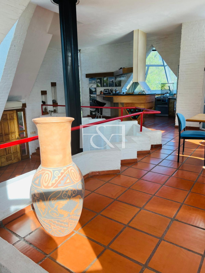 Casa ID.2744 - Venta casa en La Marina Santa Lucia