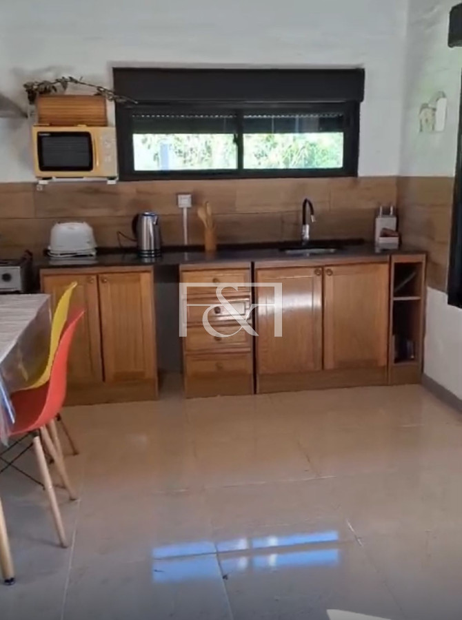Casa ID.2822 - Venta hermosa casa 2 dormitorios, 2 Baños , terreno. Santa Ana  