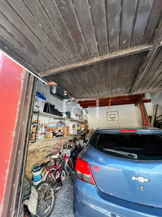 Casa ID.2352 - VENTA CASA 3 DORMITORIOS CON GARAGE Y BARBACOA EN AGUADA