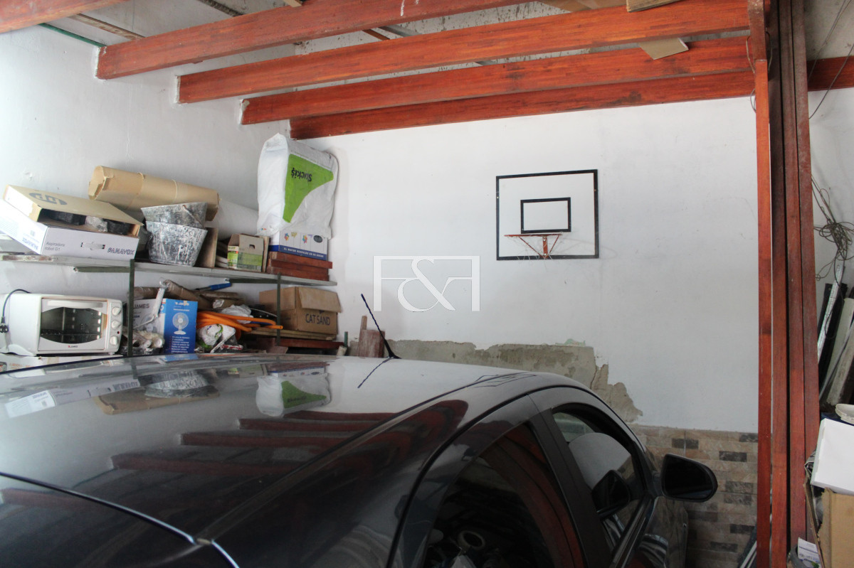Casa ID.2352 - VENTA CASA 3 DORMITORIOS CON GARAGE Y BARBACOA EN AGUADA