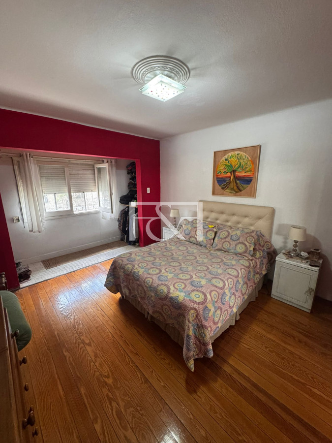 Casa ID.2712 - Vendo, Hermosa y Amplia Casa 4 dor, garaje. Capurro