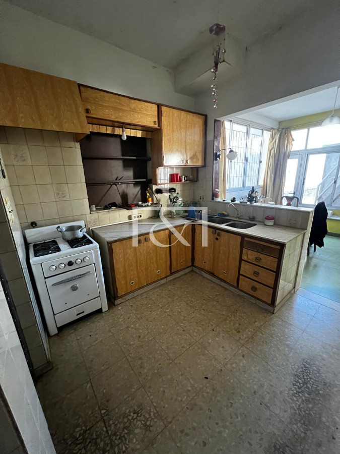 Casa ID.2434 - Casa en la Comercio en Venta Ideal Inversión 