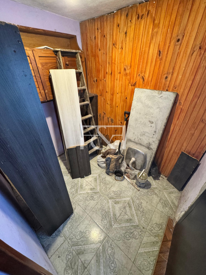 Casa ID.2721 - Atencion Inversionista !! Venta 1 casa con garaje mas 7 apartamentos