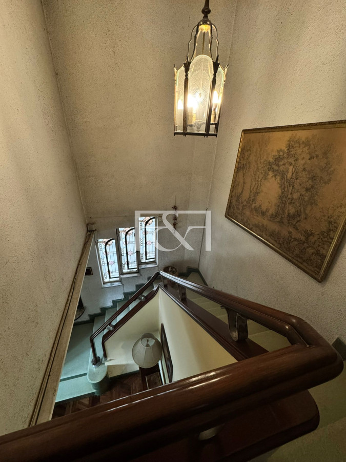 Casa ID.2848 - VENTA CASA 5 DORM. BARBACOA, JARDIN Y GARAGE EN BRAZO ORIENTAL