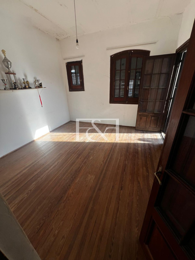 Casa ID.2434 - Casa en la Comercio en Venta Ideal Inversión 