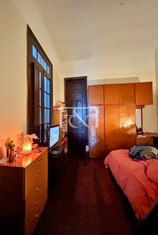 Casa ID.2561 - Venta de casa con Apartamento y Garaje