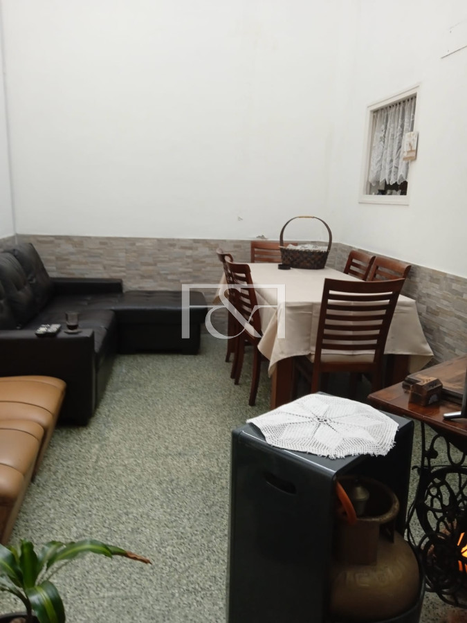 Casa ID.2264 - VENTA CASA 3 DORMITORIOS EN TRES CRUCES