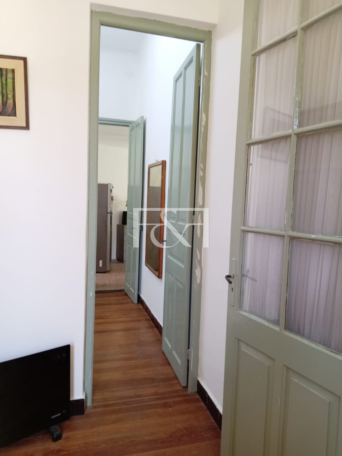 Casa ID.2642 - VENTA CASA DE DOS DORMITORIOS CON PATIO EN COLÓN
