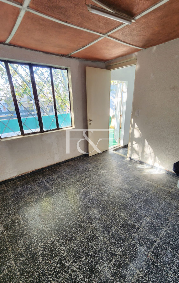 Casa ID.2470 - Venta Casa en Tres Cruces Tres Unidades
