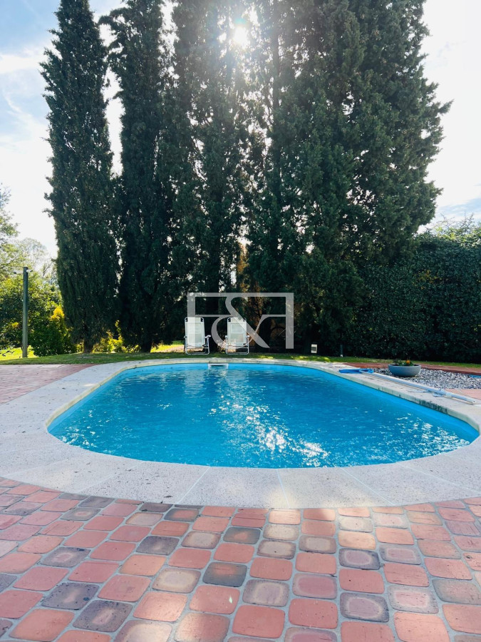 Casa ID.2744 - Venta casa en La Marina Santa Lucia