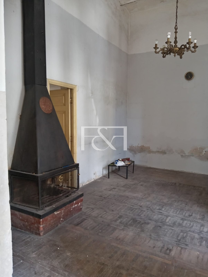 Casa ID.2639 - VENTA CASA DE UN DORMITORIO - PARRILLERO EN AGUADA