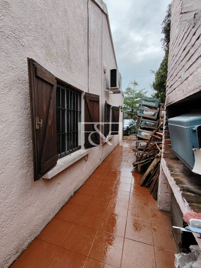 Casa ID.2871 - VENTA CASA 2 DORM. PATIO Y PARRILLERO EN CIUDAD DE LA COSTA