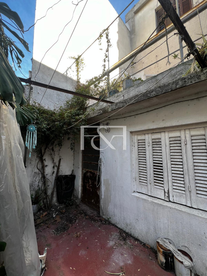 Casa ID.2434 - Casa en la Comercio en Venta Ideal Inversión 