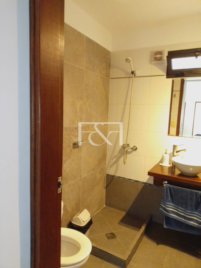 Casa ID.2876 - VENTA , DIVINA CASA , 4 DORMITORIOS , 4 BAÑOS , A MTRS DE LA PLAYA , EL PINAR 