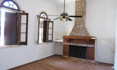 Venta Local y dos casas en un mismo padrón Pocitos