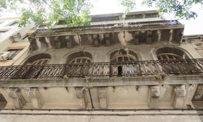 Venta inmueble  a reciclar sobre rambla portuaria Ciudad Vieja