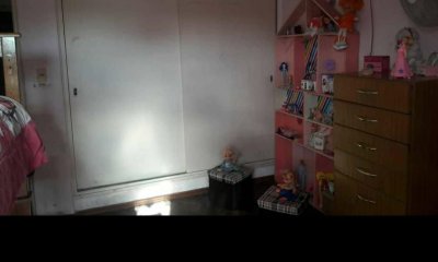 Casa En Venta De 4 Dormitorios Y 1 Apartamento !!!