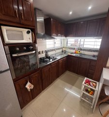 Vendo, Hermosa y Amplia Casa 4 dor, garaje. Capurro