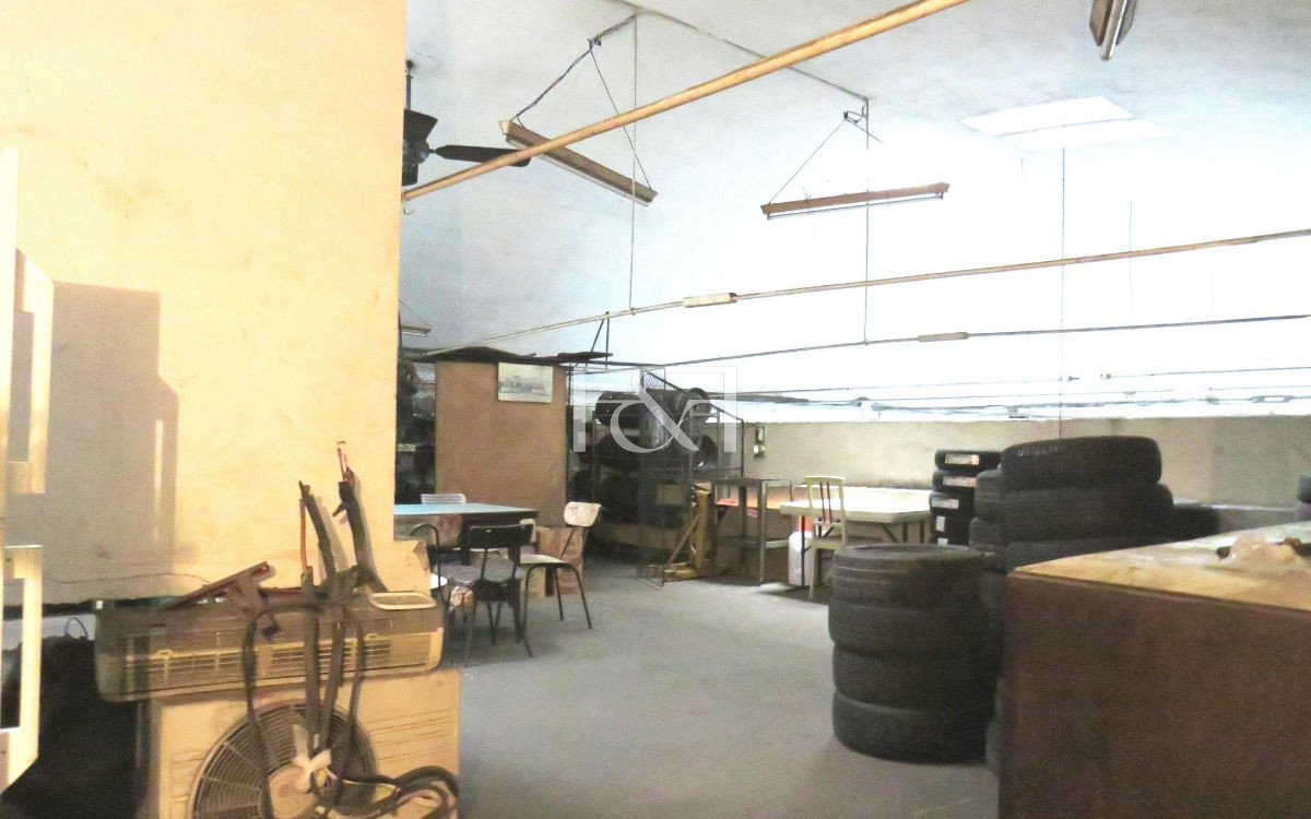 Local Comercial ID.1239 - Oportunidad Venta Local excelente zona y estado part/inversor