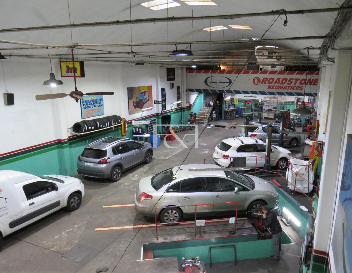 Local Comercial ID.1239 - Oportunidad Venta Local excelente zona y estado part/inversor