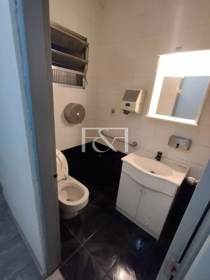 Local Comercial ID.2549 - Alquiler de Local en Cordón