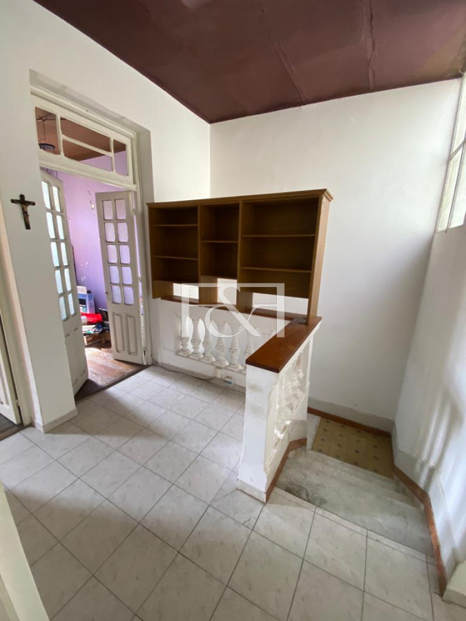 Local Comercial ID.2266 - Venta de Casa  de 4 dormitorios en La Comercial 